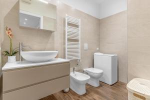 Corsica Comfort Suites-10 Min to LINATE AIRPORT