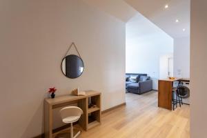 #37 1BDR Bagatelle, Promenade, sea front Balcony & AC