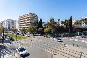 #37 1BDR Bagatelle, Promenade, sea front Balcony & AC