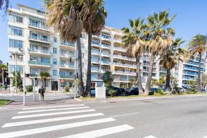 #37 1BDR Bagatelle, Promenade, sea front Balcony & AC