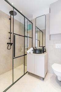 Ultra-Modern Luxury Apartment - Spacious & Elegant