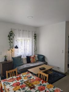 Garden house in Cascais