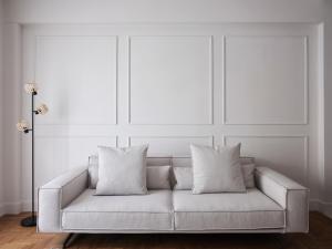 Sleek & Stylish 2 bd apt with Parthenon view