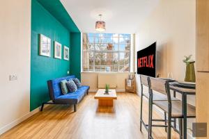 Chic City Escape - 1BR City Centre