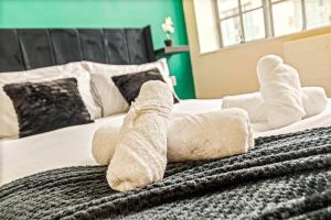 Chic City Escape - 1BR City Centre