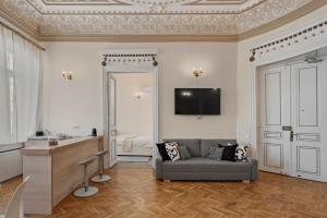 Old Town Heritage near French Embassy - Royal View