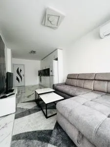 SIYANA Apartment - Tscholakowzi