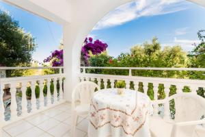 Tamar Apartments, Laganas