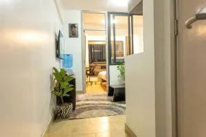 Sasha Spaces - Kinoo