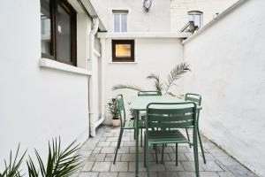 Maisons de vacances Maison trois chambres avec cour, parking gratuit : photos des chambres