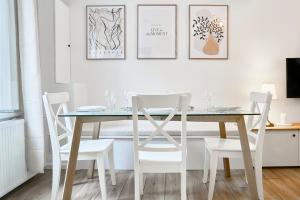 Maison trois chambres avec cour, parking gratuit