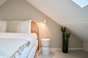 Maisons de vacances Maison trois chambres avec cour, parking gratuit : photos des chambres