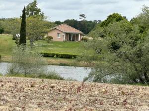 Maisons de vacances L-allee des charmes : photos des chambres