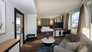 Junior Suite Sky View room in H10 London Waterloo