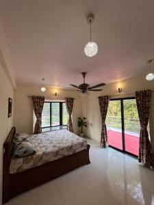 Royal Villa 2 - Luxurious 3BHK Villa with Huge Pvt Swimming Pool