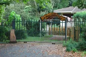 Urban Bush Lodge - Howick