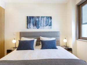 Liberdade Superb Apt with AC Elevator Garage