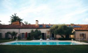 B&B / Chambres d'hotes Domaine de Labarthe Maison d'hotes : photos des chambres