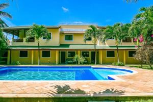 Modern Girasoli Suites 05