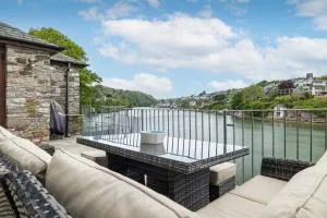Stunning Views from this cosy Dog Friendly Riverside Cottage in Noss Mayo - Noss Mayo