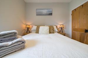 Stunning Views from this cosy Dog Friendly Riverside Cottage in Noss Mayo