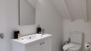 Tejo Riverside Chill Duplex Apartment