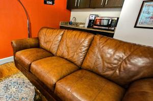 Bella Paradiso 5 King Bed Studio Walk to Downtown