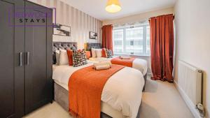 Premium Serviced Apartment in Basingstoke Town Centre, Free Parking By Redwood Stays