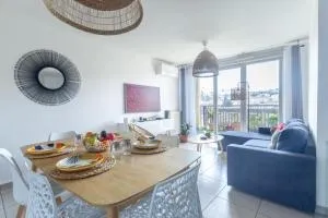 Le Nid des camoins - Éoures