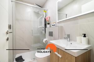 #305 Albufeira Sea House by Home Holidays