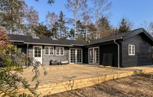 Cozy Home In Hornbæk With Wifi