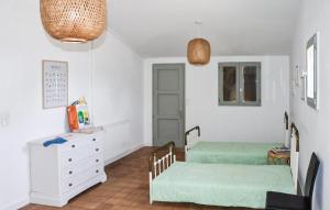 Maisons de vacances Stunning Home In Le Grand-Village-Plage : photos des chambres