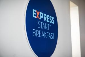 Holiday Inn Express Cambridge Duxford M11 Jct 10 by IHG