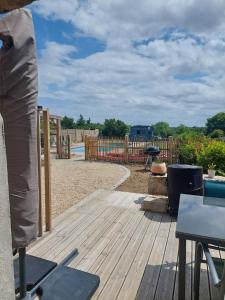 Petite maison bretonne 2 personnes accès piscine