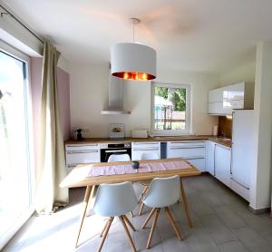 Seeurlaub Müritz - Fewo Abendrot EG, Haustiere willkommen, nur 350 m zum Strand