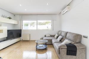 Top villa with seaviews & pool BBQ Beach
