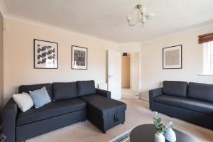 Five Bedroom Home with Large Dining Area