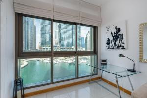 Iris Blue, Dubai Marina - Mint Stay