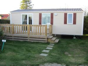 Campings Camping Les Vertes Feuilles : photos des chambres