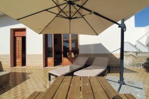 Villa Posto Rosso vista mare by Apulia Home