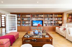 Sonnenland House for 12 by VillaGranCanaria