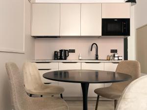 visiting apartments - Leszczyńskiego