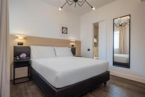Double or Twin Room room in Globus Urban Hotel