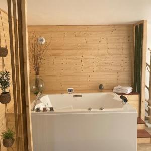 Maisons de vacances Gite bien-etre Balneo Sauna a usage privatif : photos des chambres