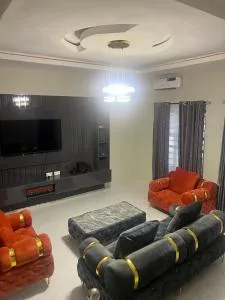 Cozy 3 bedroom apartment - Ibeju