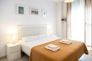 Two-Bedroom Apartment room in Hideout 26