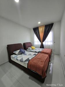 Homestay TSya, Batu Buruk