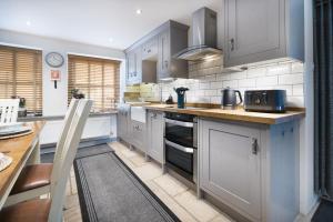 Pinewood Cottage - Newby Bridge