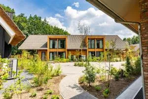 Veluwe Villa met Binnenzwembad & Wellness XL | 24 personen | Rolstoeltoegankelijk - Ede