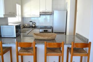 6 Glitter Bay 3 bedroom beach front sea view apartment